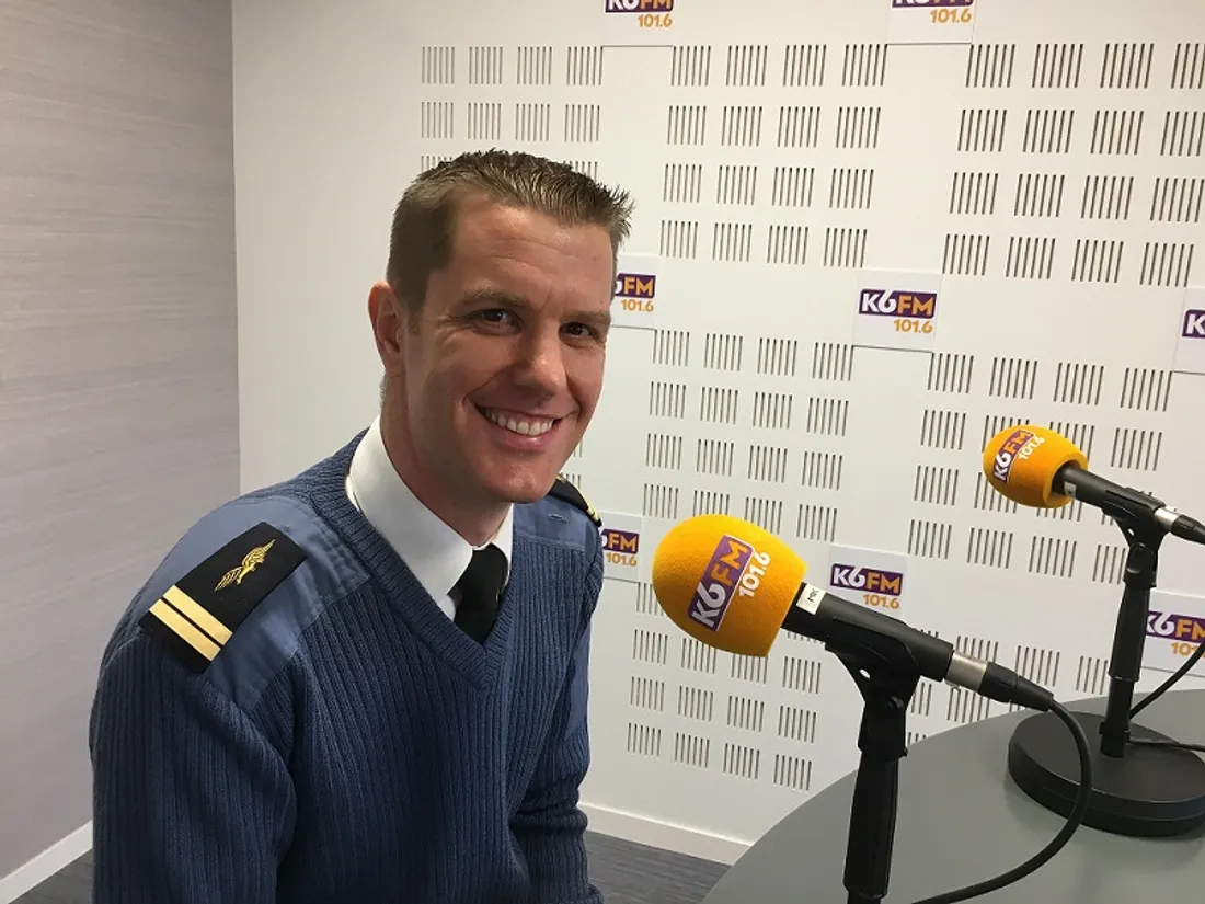 Lieutenant Samuel nous a exposé les différentes offres proposées en 2022 par l'amée de l'air 